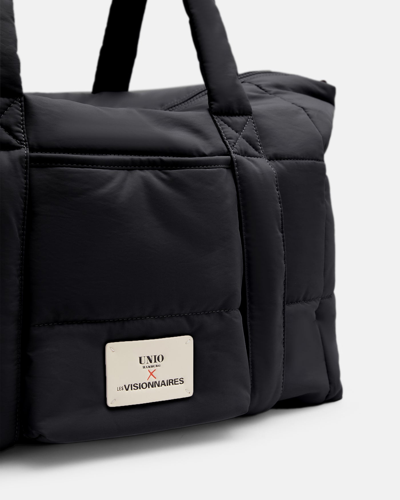 TRAVEL BAG