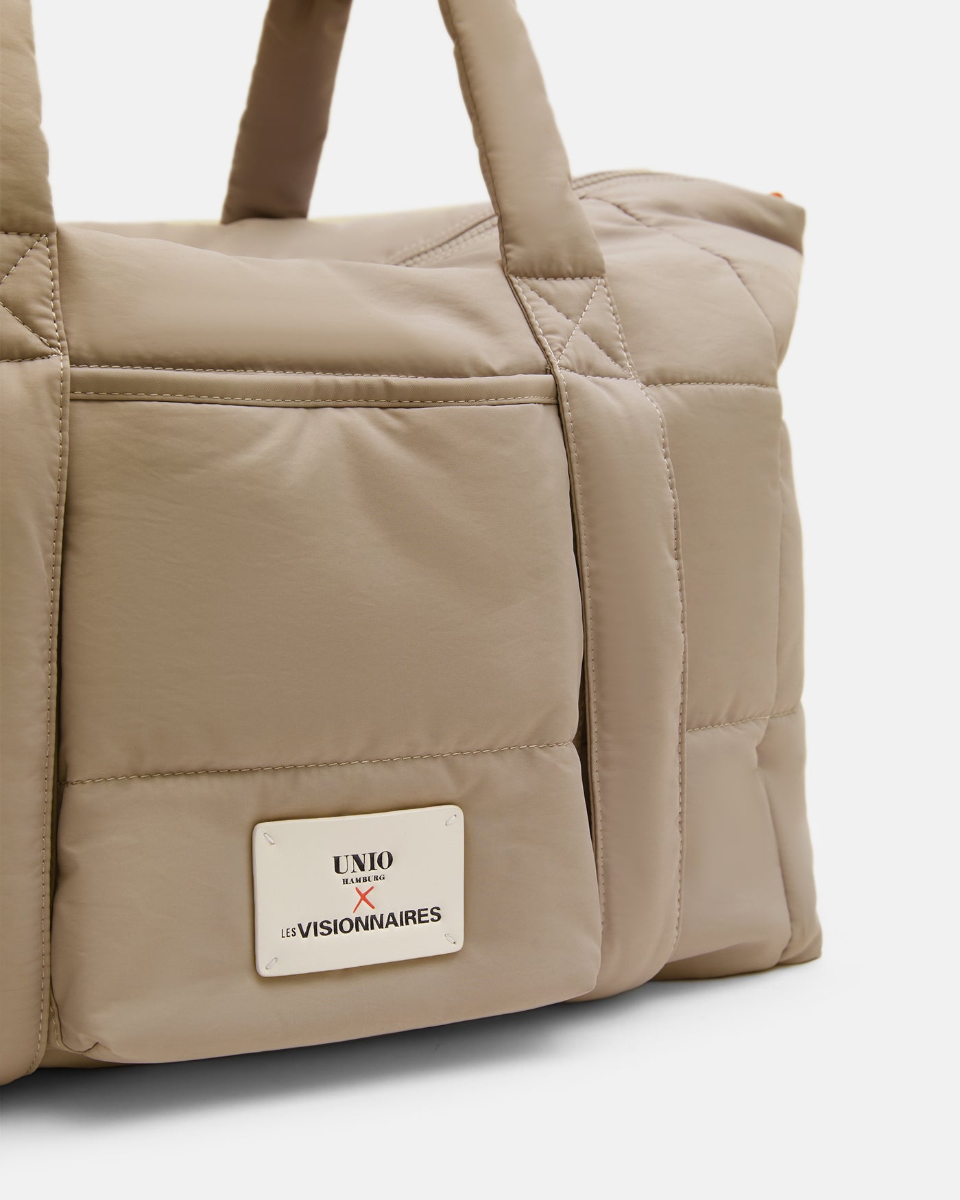 TRAVEL BAG