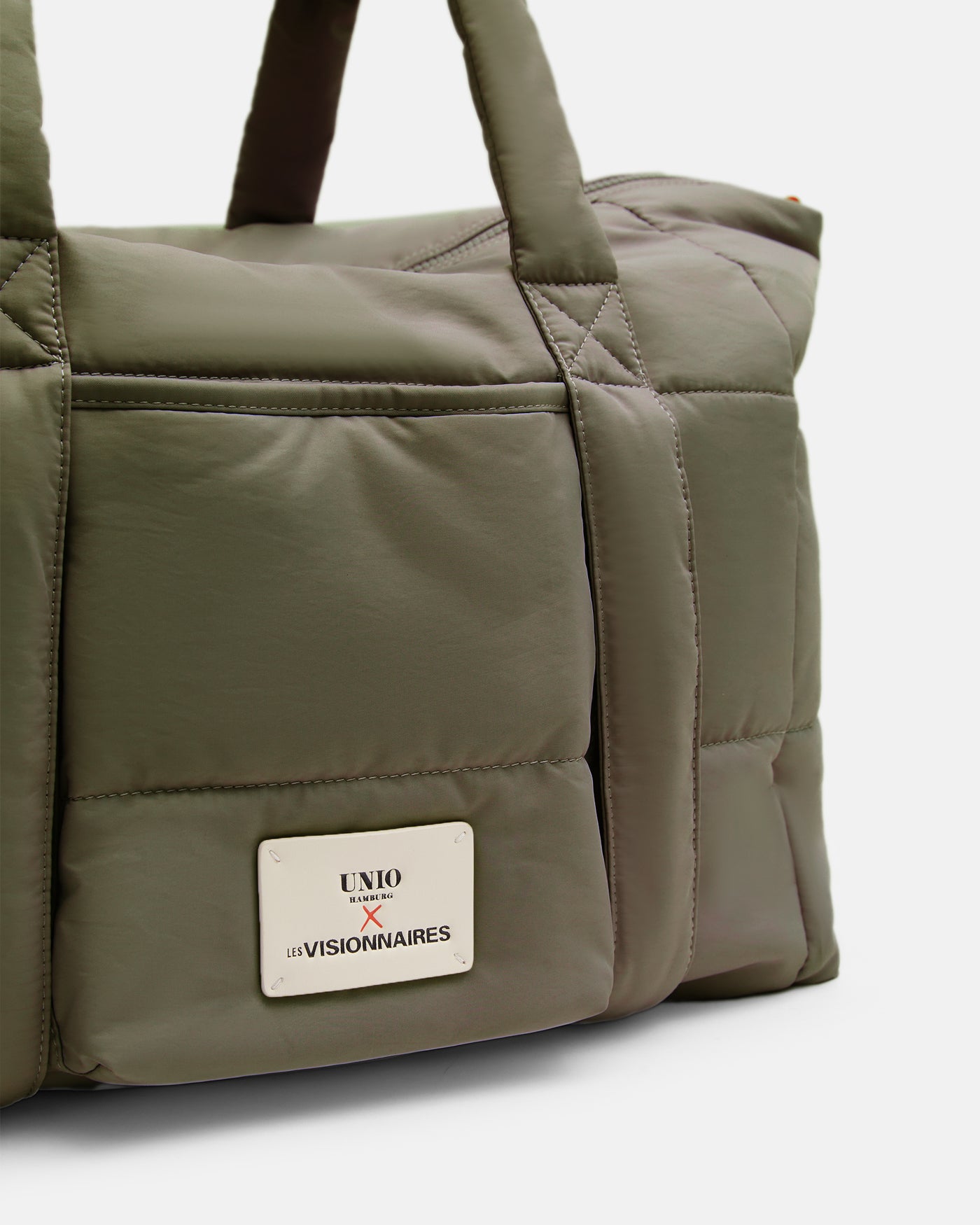 TRAVEL BAG