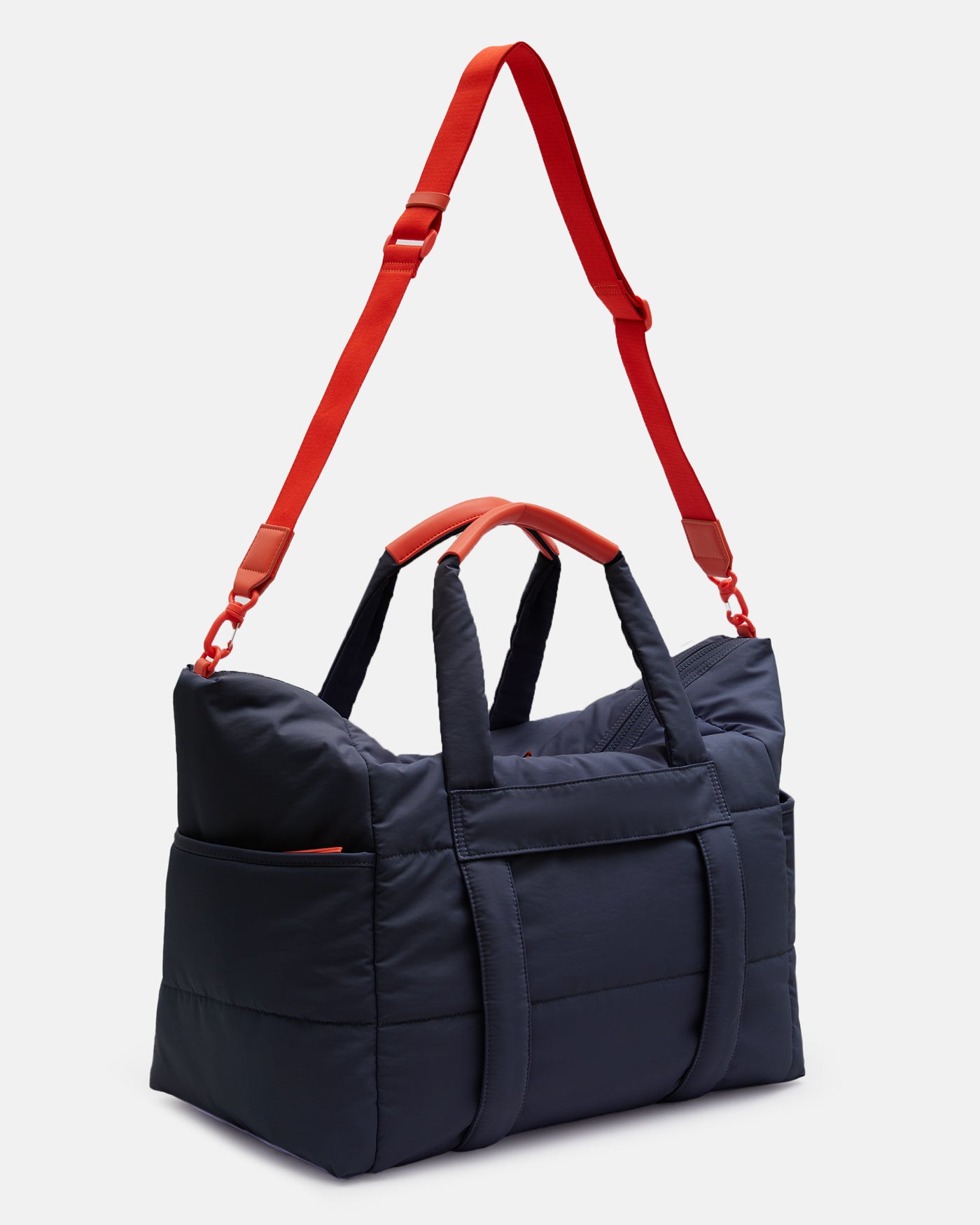 TRAVEL BAG