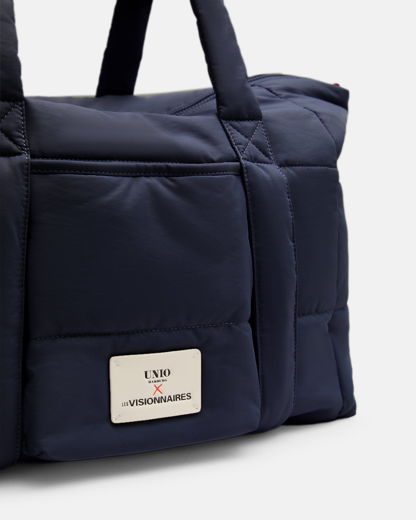TRAVEL BAG
